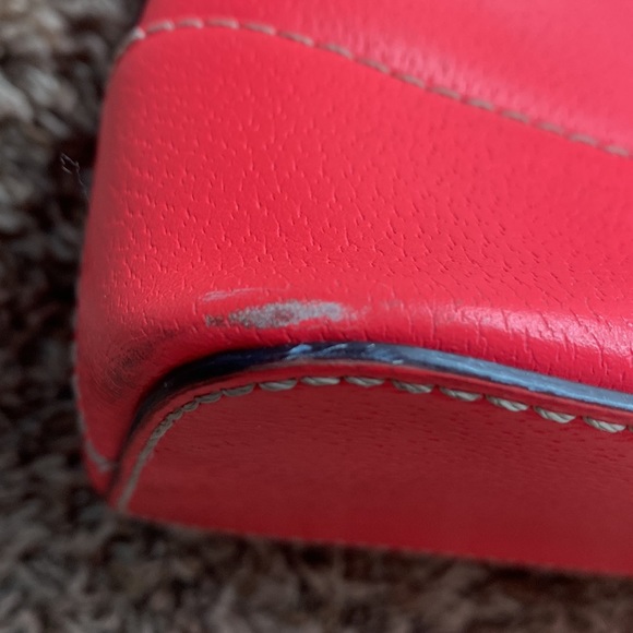 Hot Pink kate spade tote - Picture 2 of 4